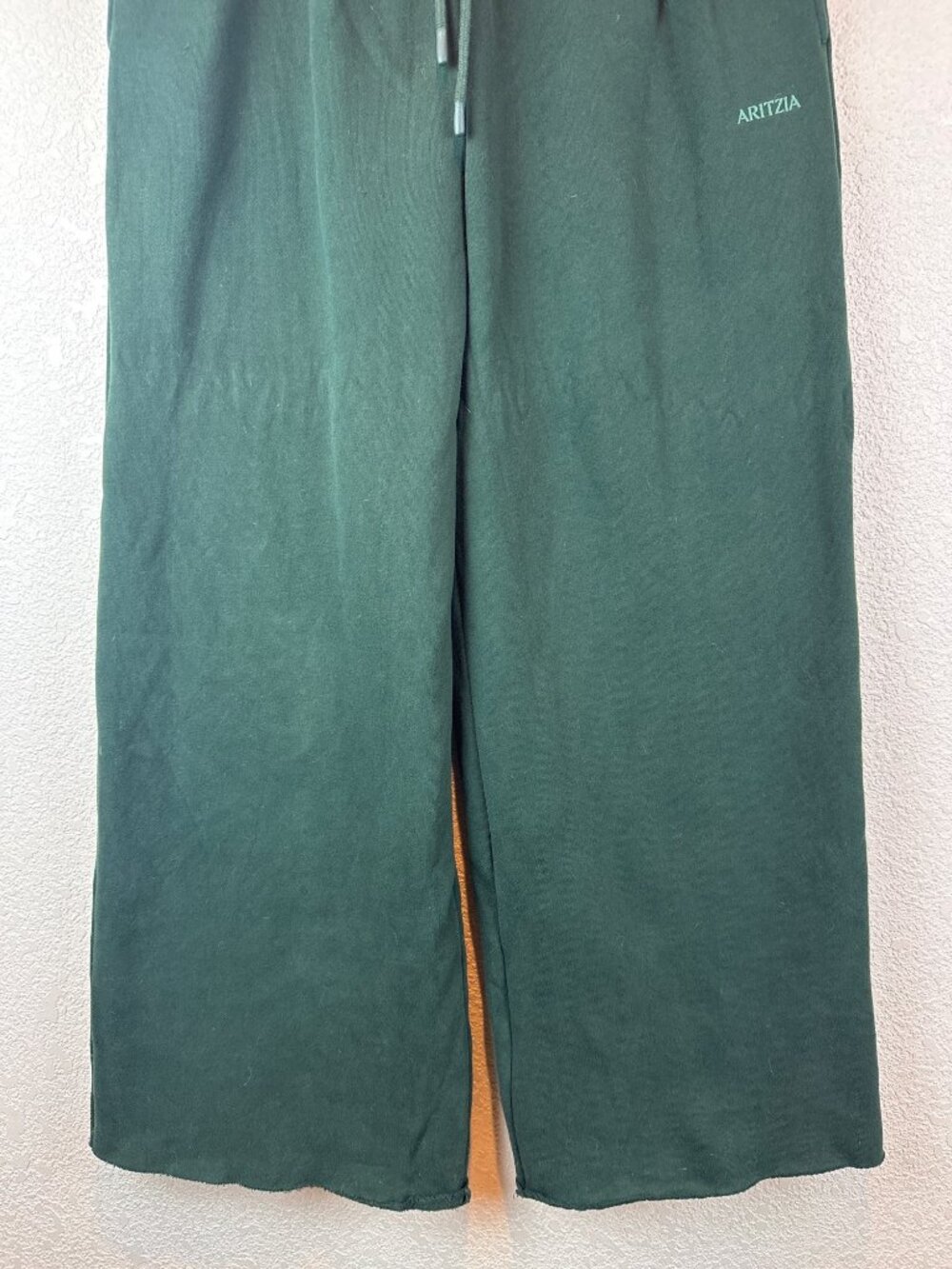 Aritzia Sweatfleece Mega Fit Wide Leg Sweatpants Green Womens Medium Casual - Picture 5 of 11